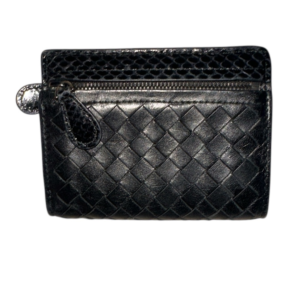 Bottega Veneta Calfskin Wallet - Picture 4 of 9